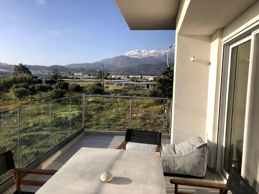 Apartament Eleni *